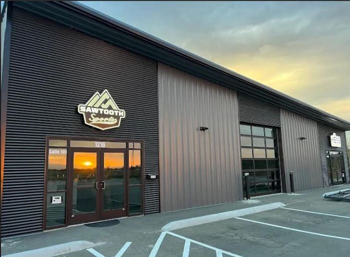 commercial sawtooth sports 2